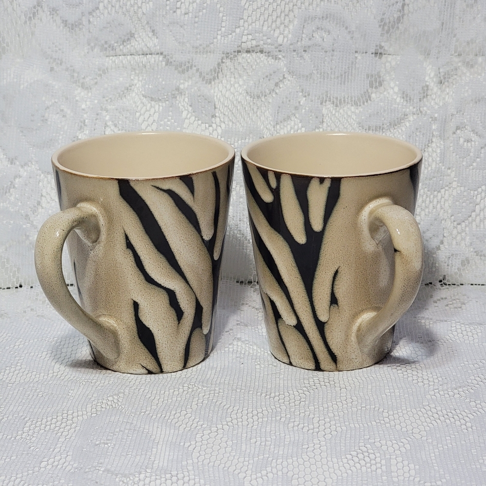 Set of 2 Vintage Soho Loft Stoneware Zebra Print Pattern Mugs Black Beige - Picture 3 of 17